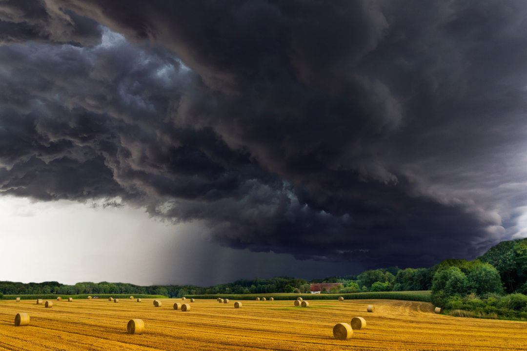Are Bell Tents Safe in a Thunderstorm?-Boho Bell Tent